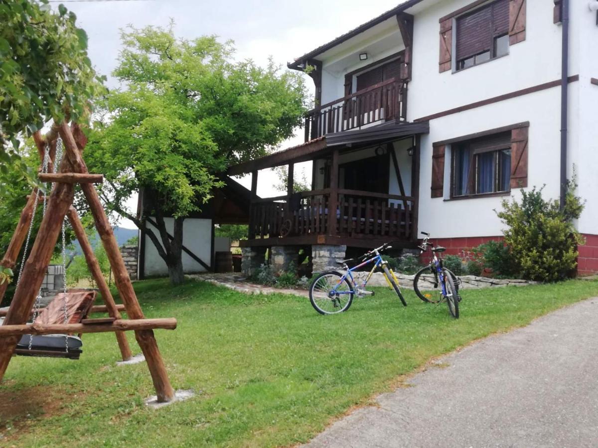 Вілла Vikendica I Vajat Vrbica Kalesija Номер фото